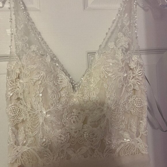 BHLDN Cassia Wedding Gown with Fitted Silk Sash - Picture 4 of 8